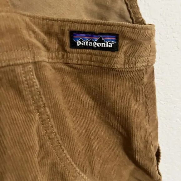Patagonia Women's Stand Up Cropped Corduroy Overalls Size 6 - Picture 6 of 7